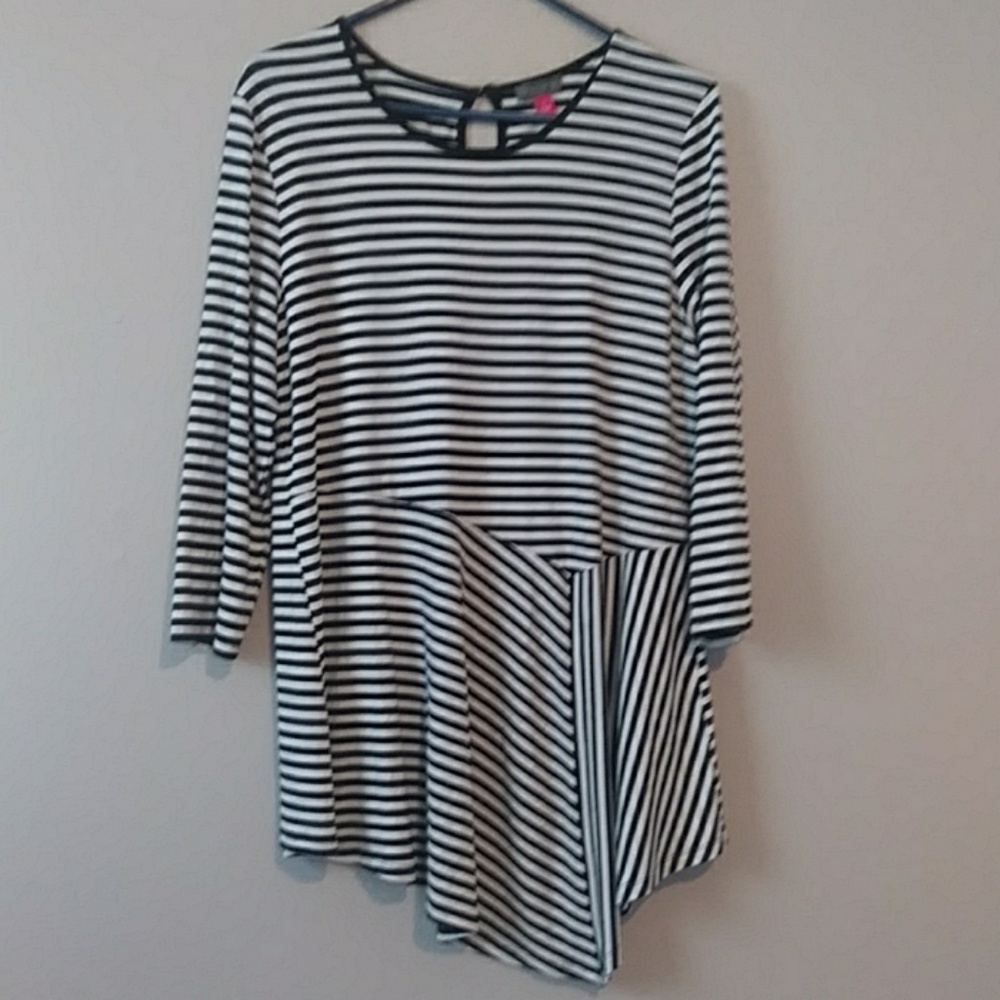 Vince Camuto Black and White Striped Tunic